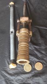 Antico Torchio Bigolaro da banco 