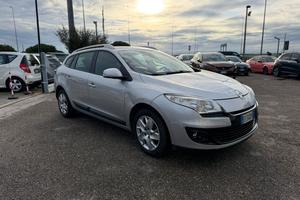 RENAULT Mégane 1.5 dCi 110 CV SporTour DYNAMIQUE