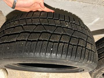 GOMME INVERNALI CONTINENTAL 215/50 R17