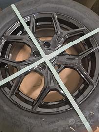 Gomme e cerchi 215/65/17