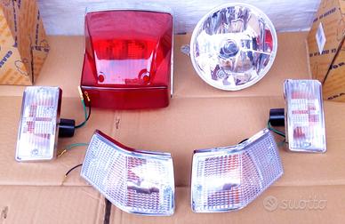 Fari e Frecce bianche Cromate Vespa PX 125 150 200