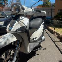 Piaggio Liberty150 + bauletto originale
