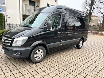 Mercedes sprinter tourer nove posti