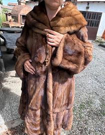 Pelliccia visone femmina