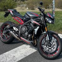 Triumph Street Triple 765