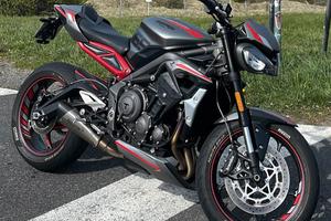 Triumph Street Triple 765