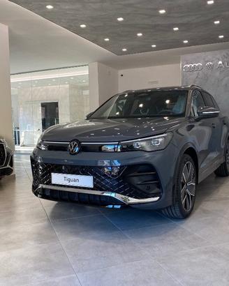 VOLKSWAGEN Tiguan 2.0 TDI 150 CV DSG R-Line Plus