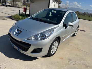 Peugeot 207 1.4 HDi 70CV