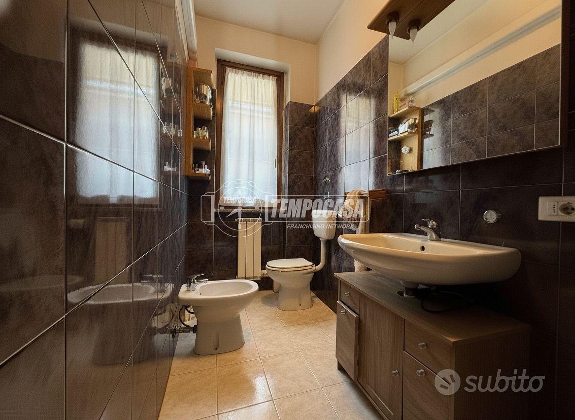 TRILOCALE CON CUCINA ABITABILE E DOPPI SERVIZI - Vista 4