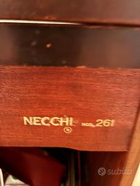 Macchina na cucire Necchi