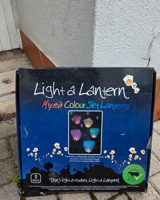 Lanterne di carta colorate