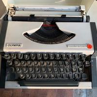 Macchina da scrivere vintage