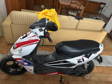 Phantom f12r ducati corse