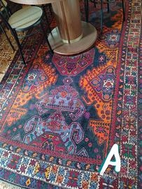 vari tappeti antichi e non vedi ultima foto