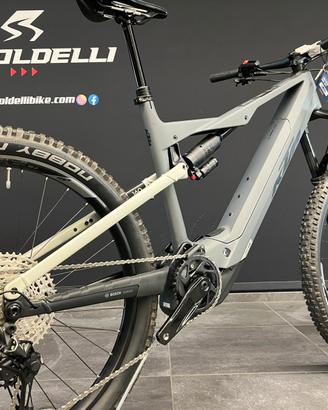 KTM KAPOHO COMP LTD 800 Wh - Bosch 5G