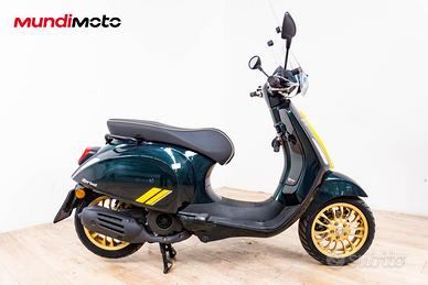 VESPA SPRINT 125 RACING SIXTIES - 2021