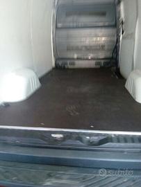 Rivestimenti per veicoli commerciali