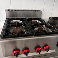 Cucina quattro fuochi da banco