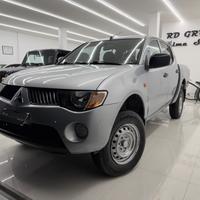 Mitsubishi L200 2.5d136CV DoubleCab iva esposta 4W