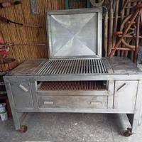 Barbecue professionale in acciaio inossidabile