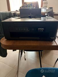Stampante seminuova Epson xp2200 a cartucce