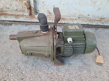 pompa per irrigazione da  giardino 