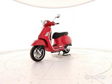 VESPA VESPA GTS SUPER 300 E5 RST22 ROSSO CO N14872