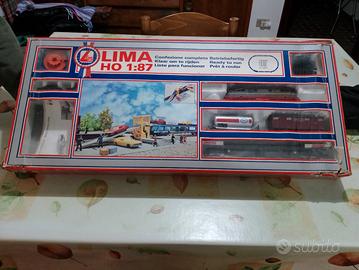 Trenino elettrico con vagoni e accessori 