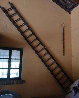 scala in legno