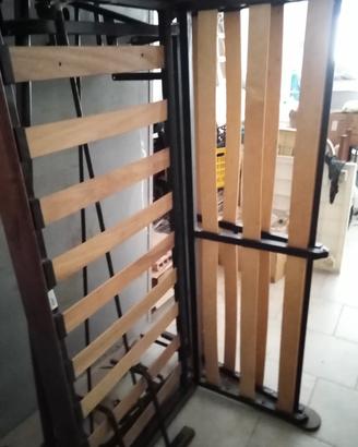 Struttura divano letto.