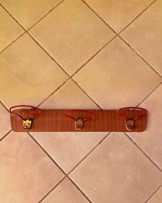 Appendiabiti vintage con ganci rossi anni '60