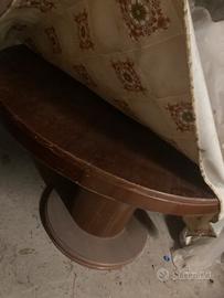 Tavolo rotondo in legno