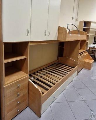 Codice: 8579 CAMERETTA A SOPPALCO COMPLETA DI 3 L