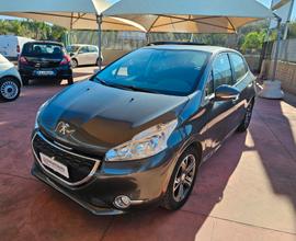 Peugeot 208 PureTech 82 5 porte Allure