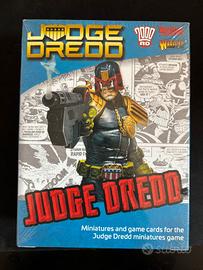 MInuatura e gioco di carte Giudice Dredd