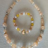 Collana di cristalli, pietre e sfere con bracciale