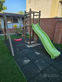 Giostra per esterno: scivolo e altalena