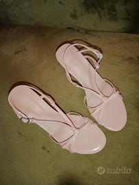 sandali con laccetti regolabili 35