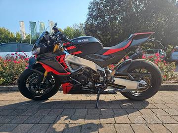 Aprilia Tuono V4 1100 - 2021 Special Carbon