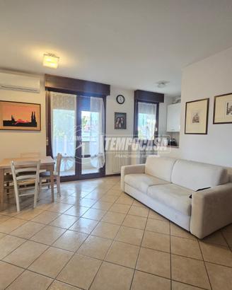 CT180- TRILOCALE CON ASCENSORE, GARAGE e CANTINA!
