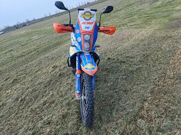 KTM 690 Enduro R 2019 MOTORE NUOVO 0 km percorsi