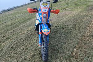 KTM 690 Enduro R 2019 MOTORE NUOVO 0 km percorsi