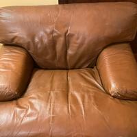 Poltrona e pouf Frau