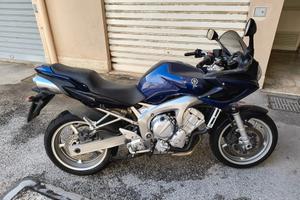 Yamaha Fazer 600