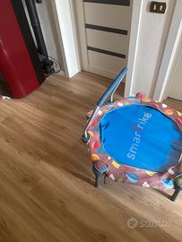 Trampolino bambini Smart Trike con maniglia