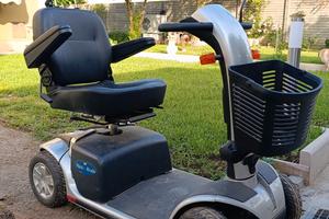 scooter Maxi Reale Sovrana per persone a mobilità 