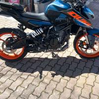 KTM Duke 125 2024, colore Blu |Garanzia ufficiale|
