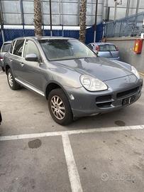 RICAMBI USATI AUTO PORSCHE Cayenne 1Â° Serie Benzi