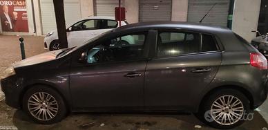 FIAT BRAVO 220.000 KM 1.200 EURO TRATTABILI