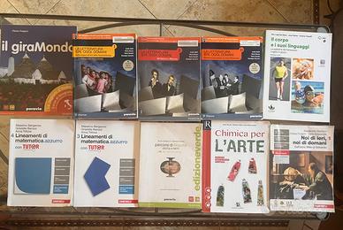 Libri di scuola media, liceo scientifico,artistico